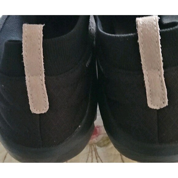 Oboz WHAKATA PUFFY Pull On Black Moc Slippers Shoes Sz 8 NEW - Picture 6 of 10